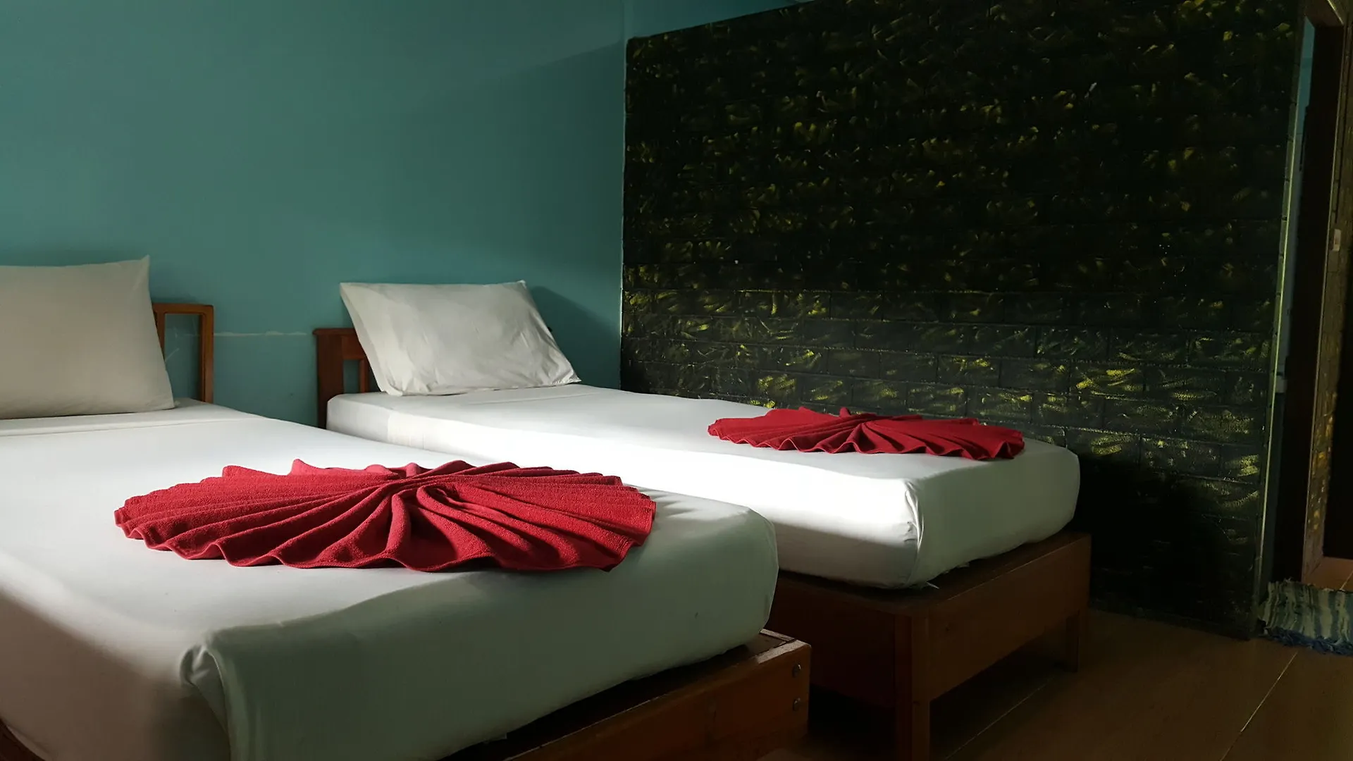 ** Hotel Golden Hill Bungalows Phi Phi Don Thailand